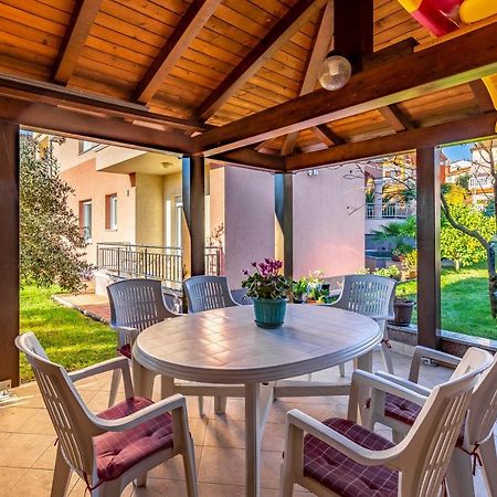 Istriensonne - Apartments Veruda Mit Grillterrasse Pula Exterior photo