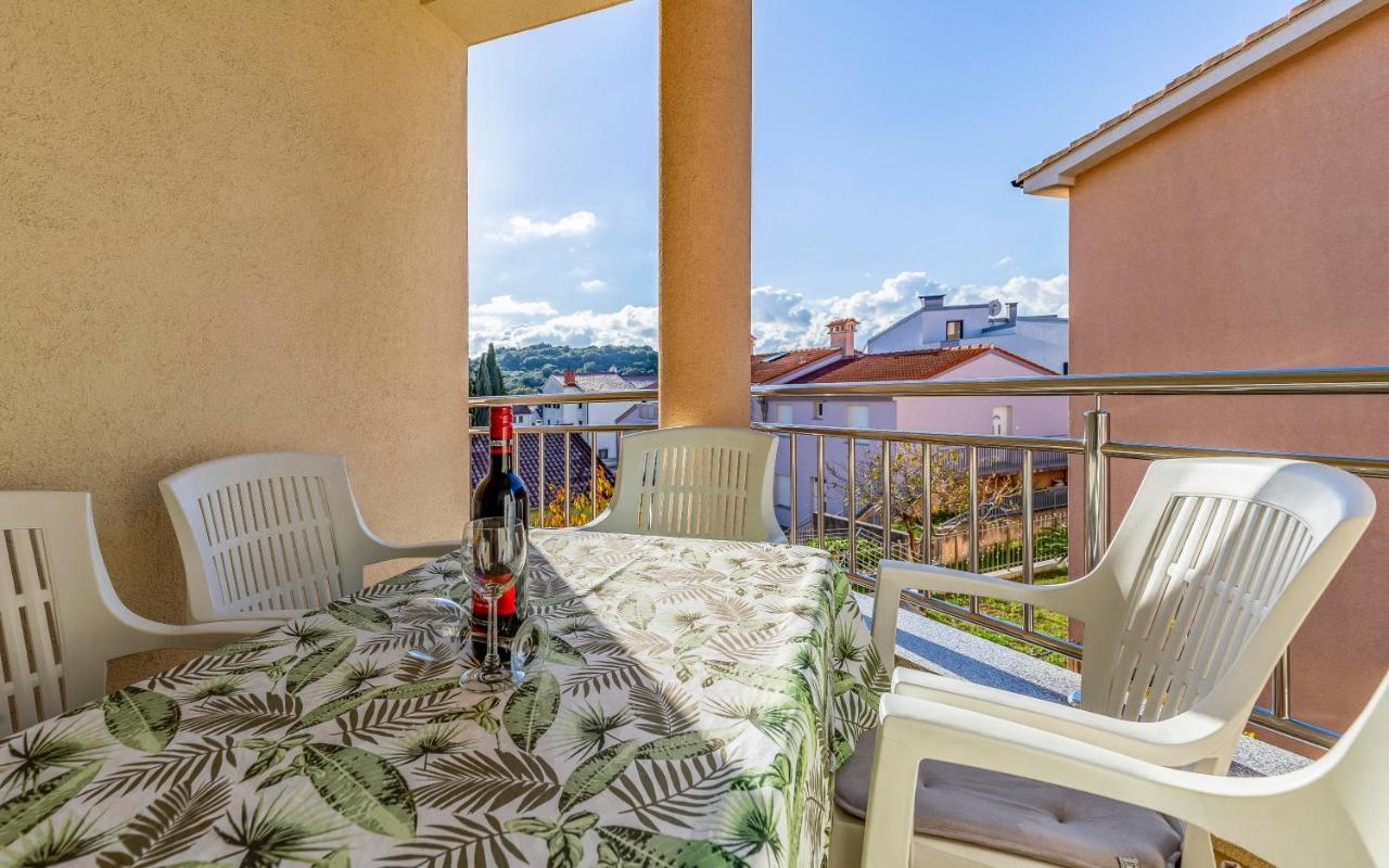 Istriensonne - Apartments Veruda Mit Grillterrasse Pula Exterior photo